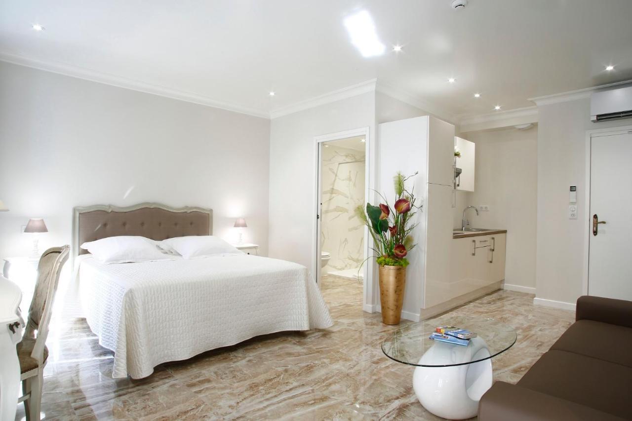 Le Magnolia Hotell Calvi  Exteriör bild