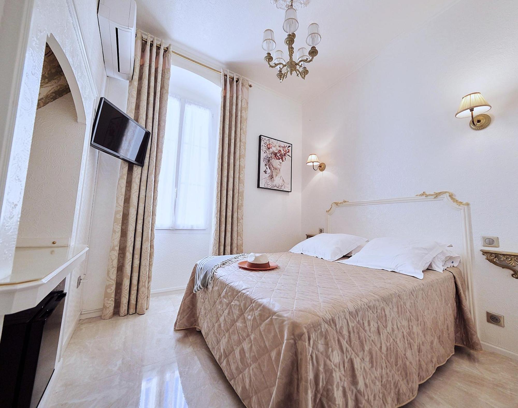 Le Magnolia Hotell Calvi  Exteriör bild