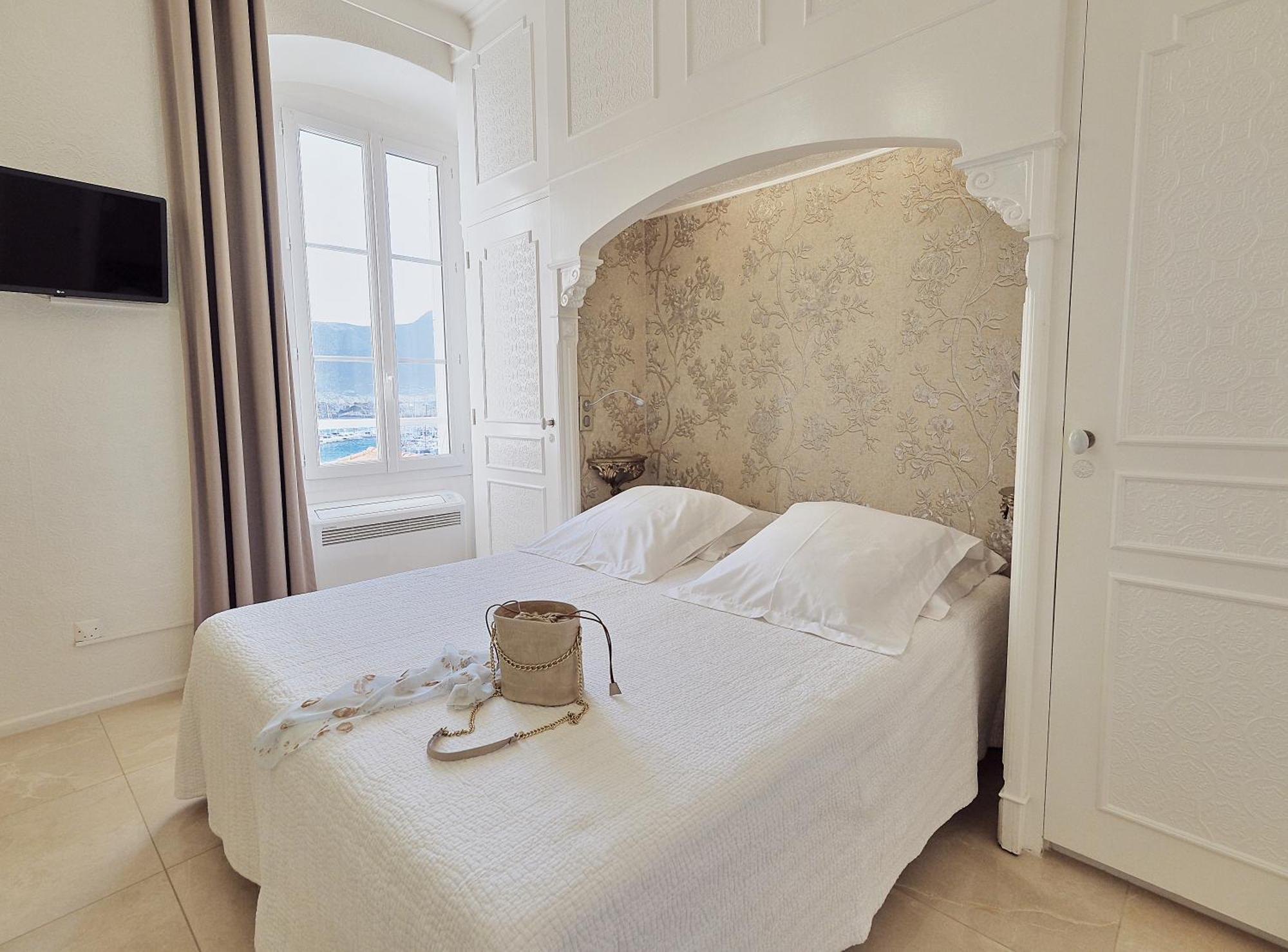 Le Magnolia Hotell Calvi  Exteriör bild