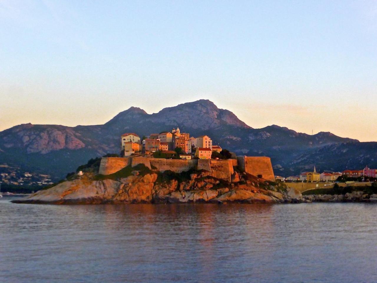 Le Magnolia Hotell Calvi  Exteriör bild